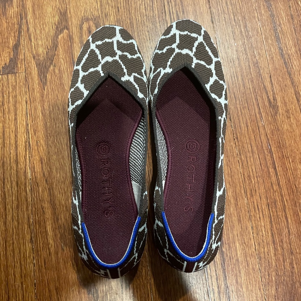 Rothy’s Chestnut Giraffe Flats EUC